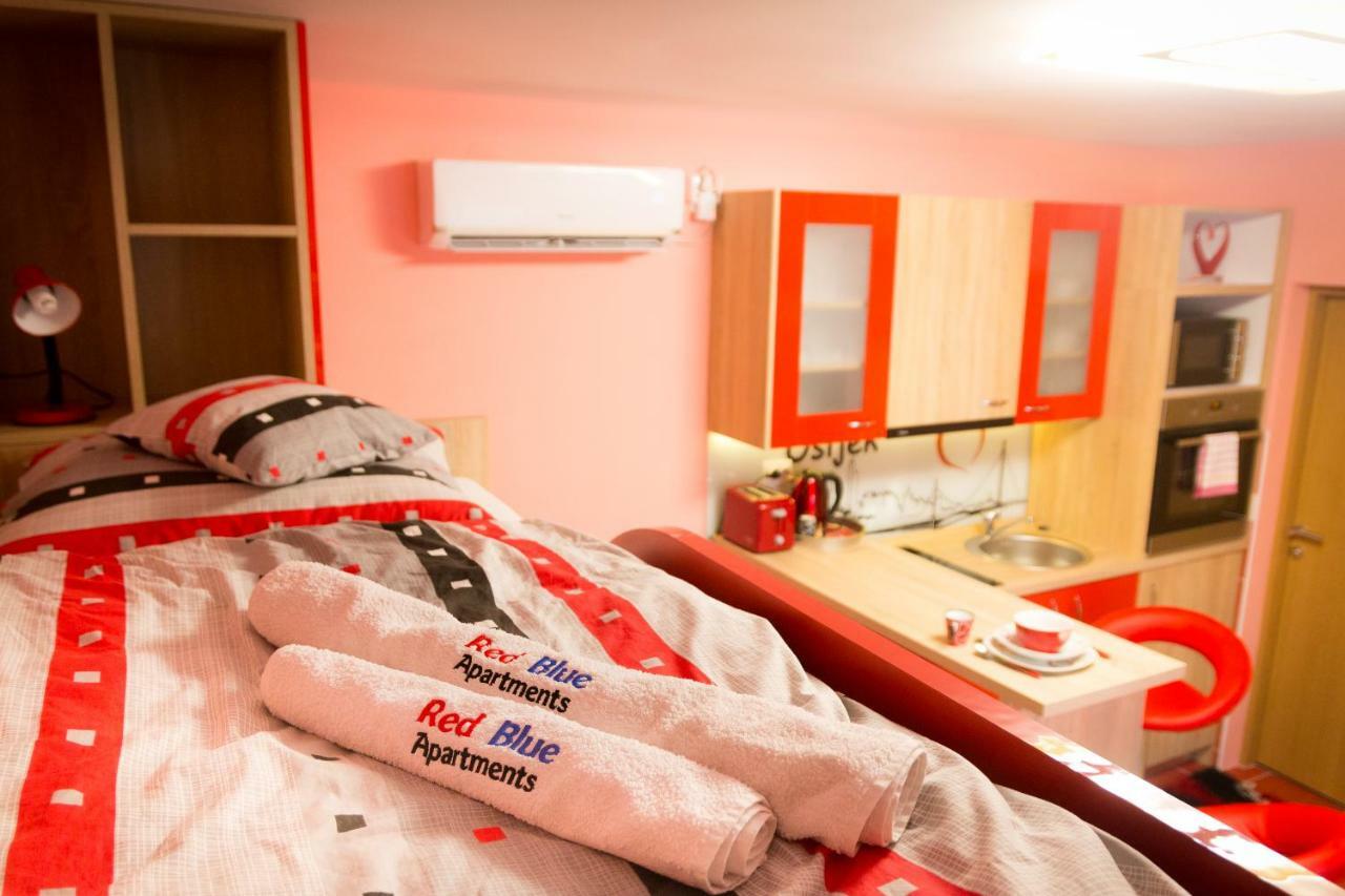 Design Apartments Red Blue أوسييك المظهر الخارجي الصورة